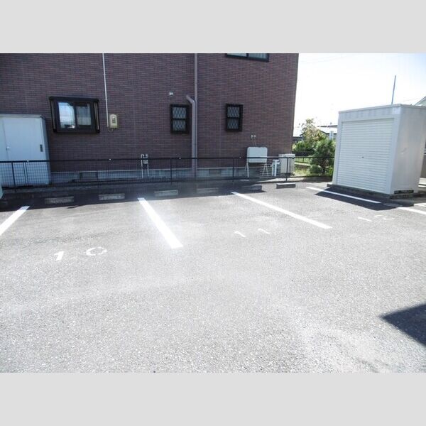 駐車場 (駐車場)