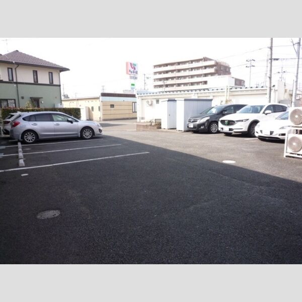 駐車場 (駐車場)