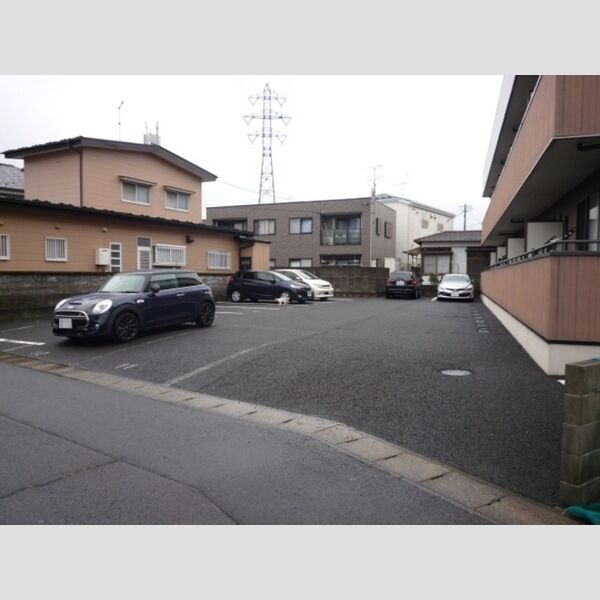 駐車場 (駐車場)