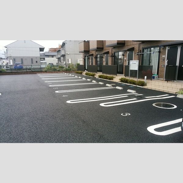 駐車場 (駐車場)