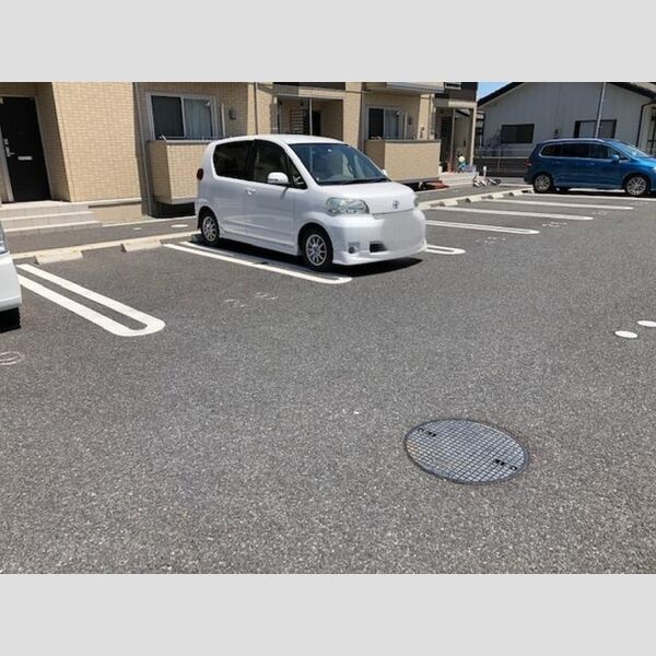 駐車場 (駐車場)
