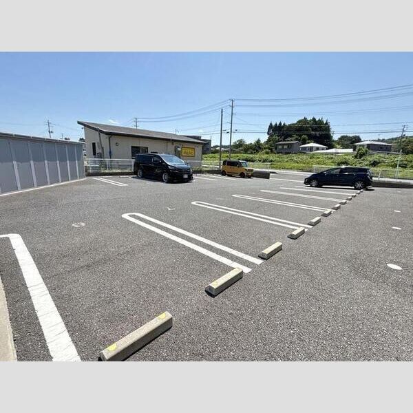 駐車場 (駐車場)