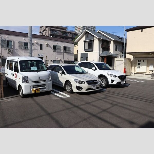 駐車場 (駐車場)