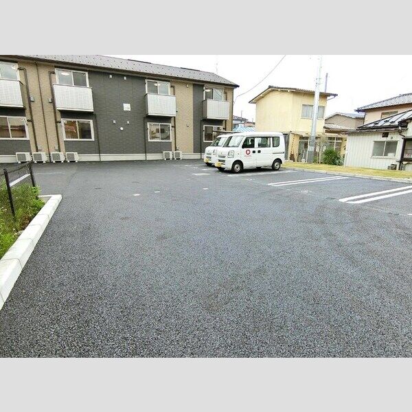 駐車場 (駐車場)