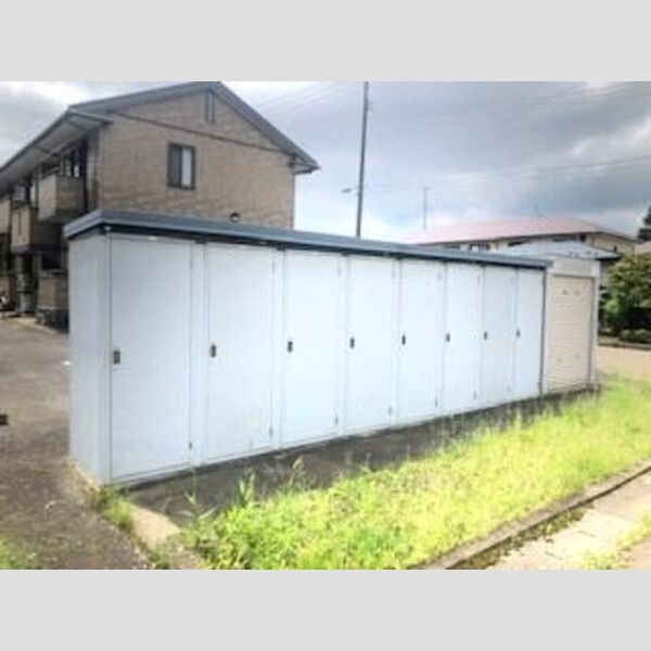 現地周辺 (物置)