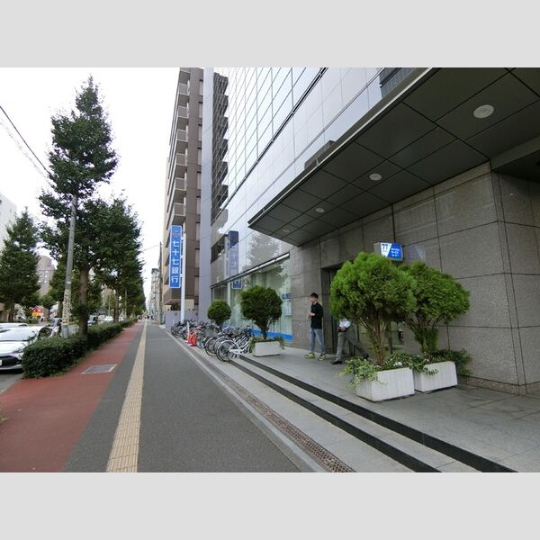 現地周辺 (七十七銀行仙台東口支店298m)