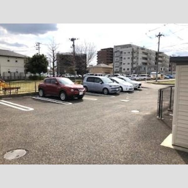 駐車場 (駐車場)