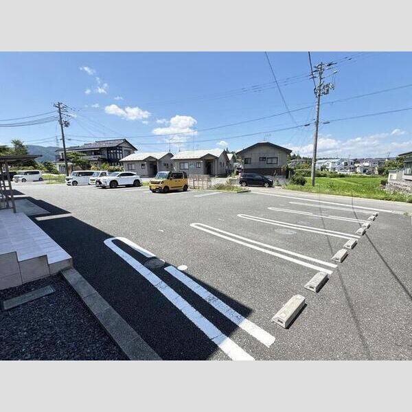 駐車場 (駐車場)