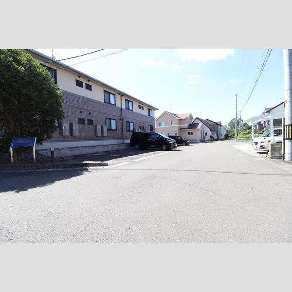 駐車場 (駐車場)
