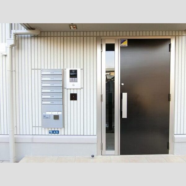 エントランス (エントランス)