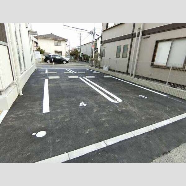 駐車場 (駐車場)