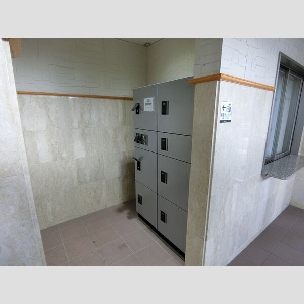 現地周辺 (宅配BOX)