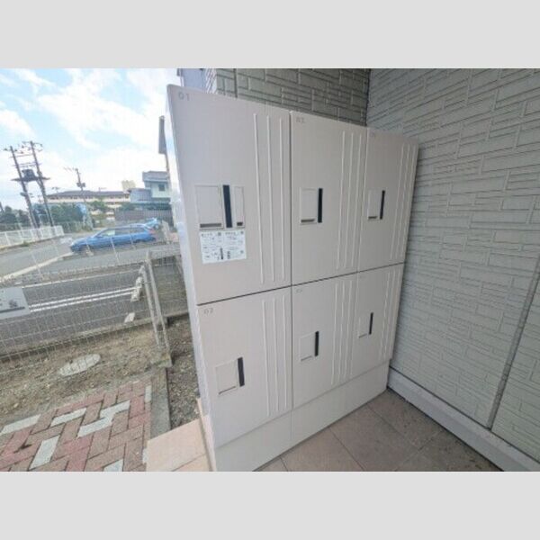 現地周辺 (宅配BOX)