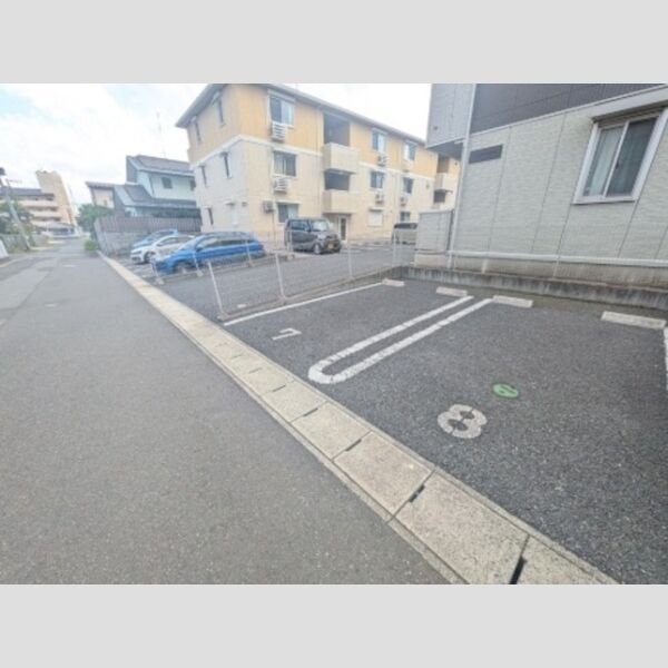 駐車場 (駐車場)