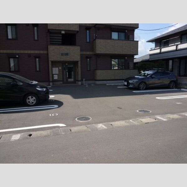 駐車場 (駐車場)
