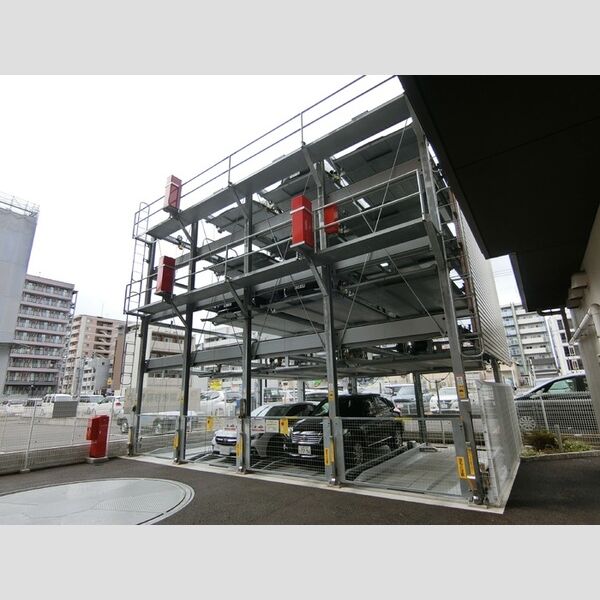 駐車場 (立体駐車場)