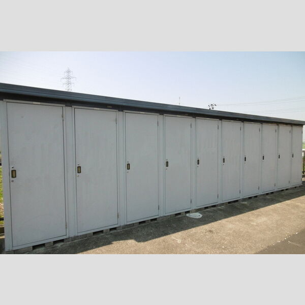 現地周辺 (物置)