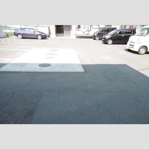 駐車場 (駐車場)