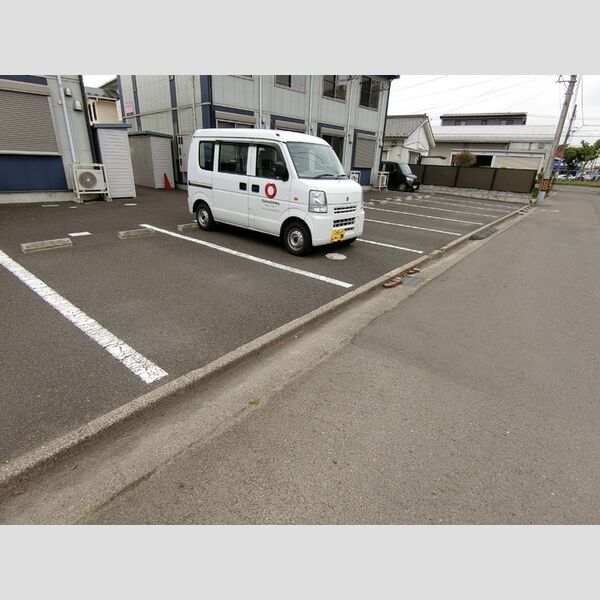 駐車場 (駐車場)
