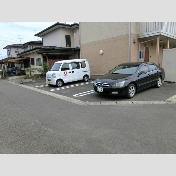 駐車場 (駐車場)