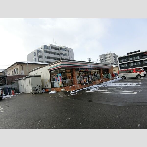 現地周辺 (セブンイレブン仙台萩野町2丁目店208m)