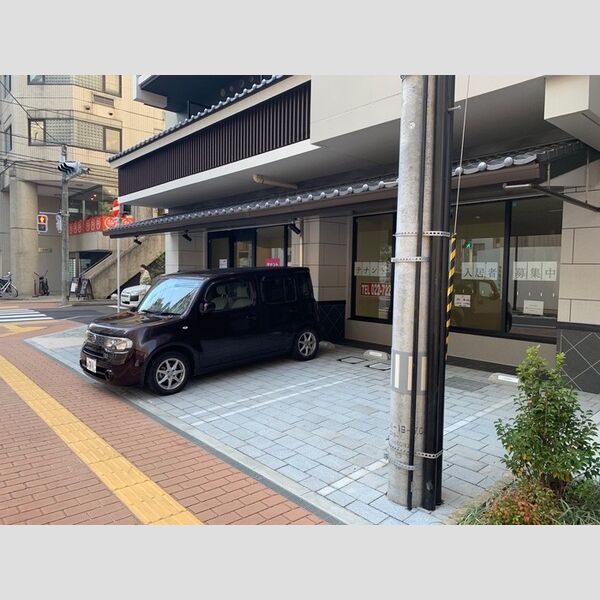 駐車場 (駐車場)
