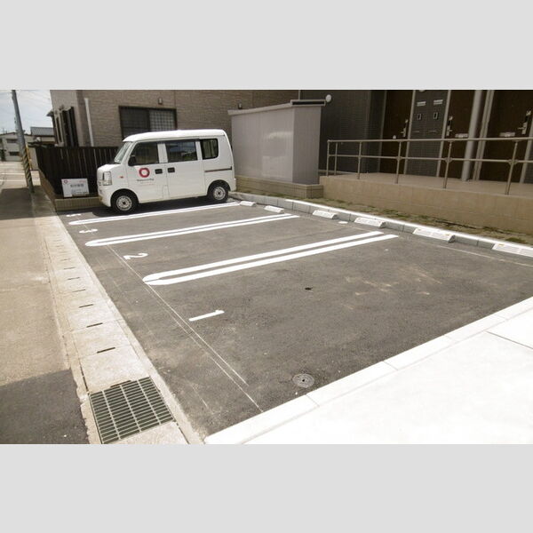 駐車場 (駐車場)