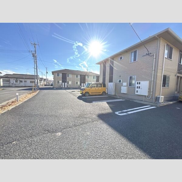 駐車場 (駐車場)