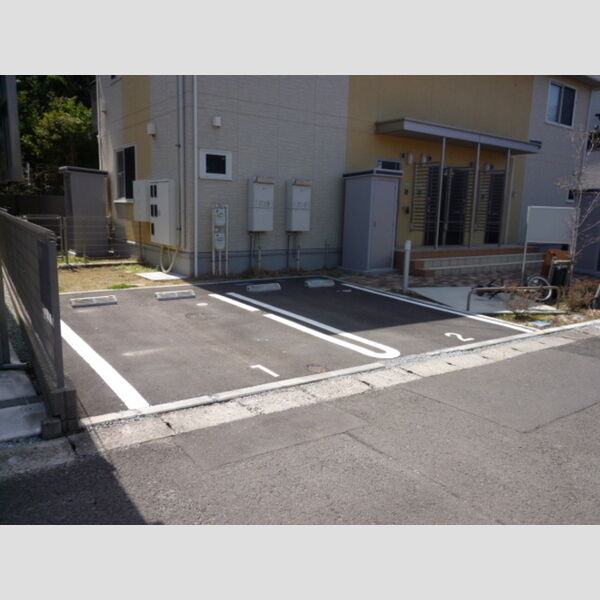 駐車場 (駐車場)