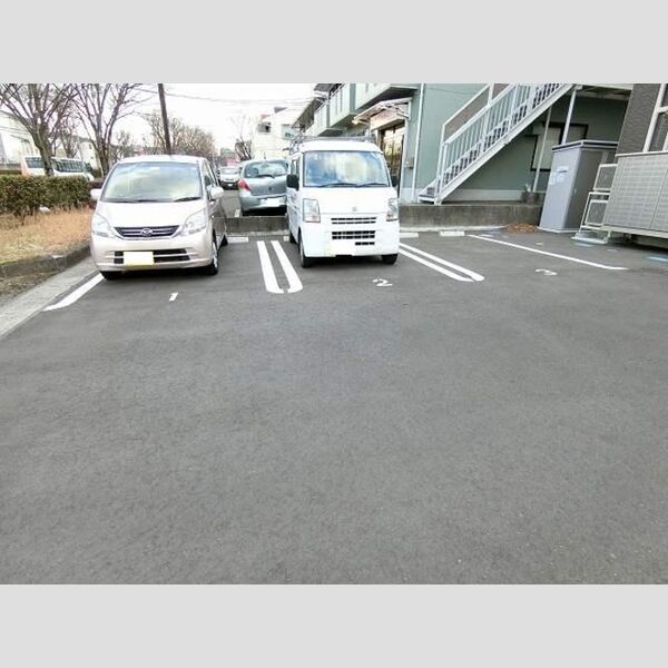 駐車場 (駐車場)