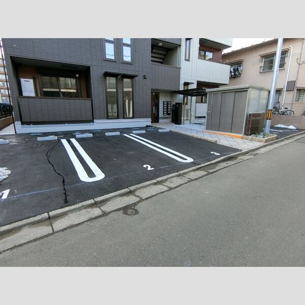 駐車場 (駐車場)
