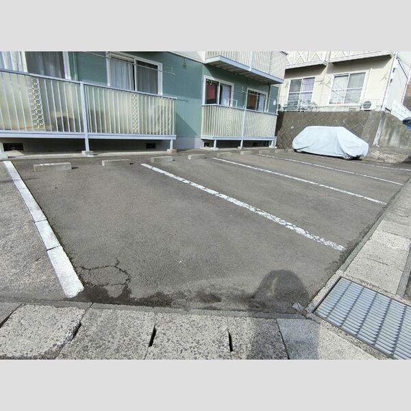 駐車場 (駐車場)