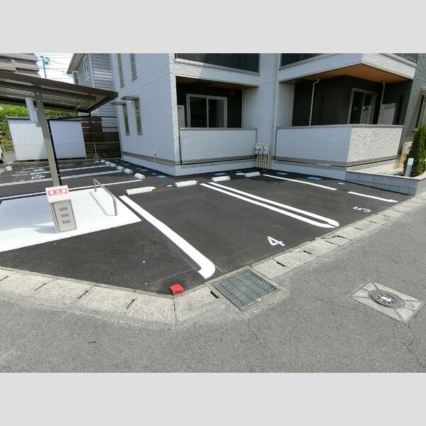 駐車場 (駐車場)