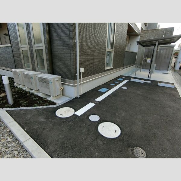 駐車場 (駐車場)