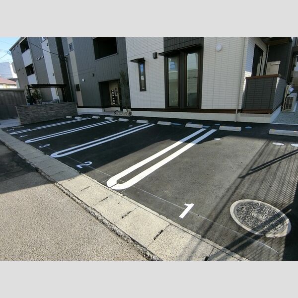 駐車場 (駐車場)