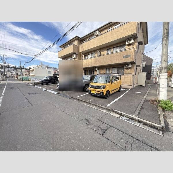 駐車場 (駐車場)