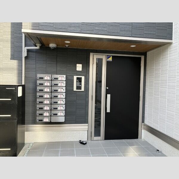 エントランス (エントランス)