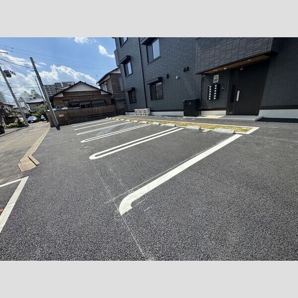 駐車場 (駐車場)