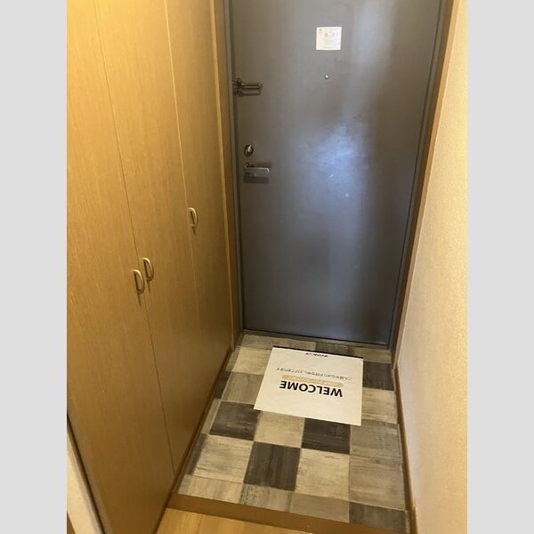 玄関 (玄関)
