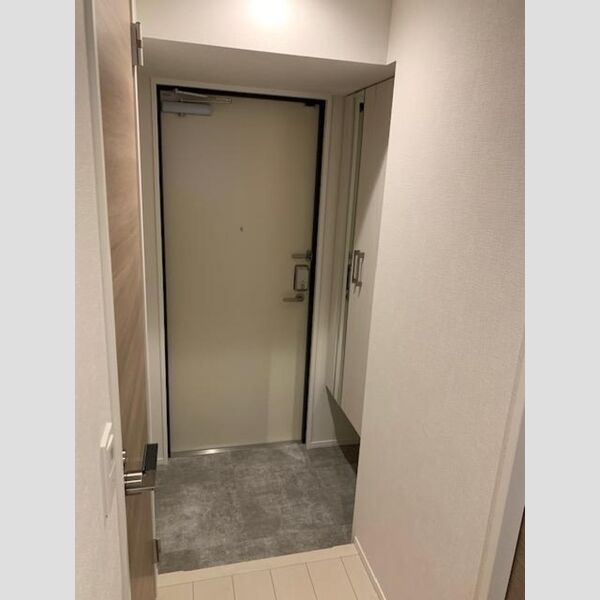 玄関 (玄関)