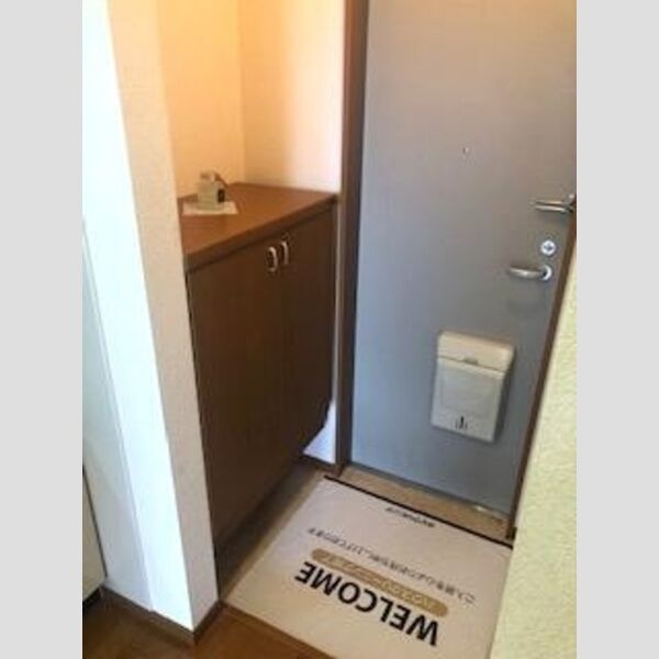 玄関 (玄関)