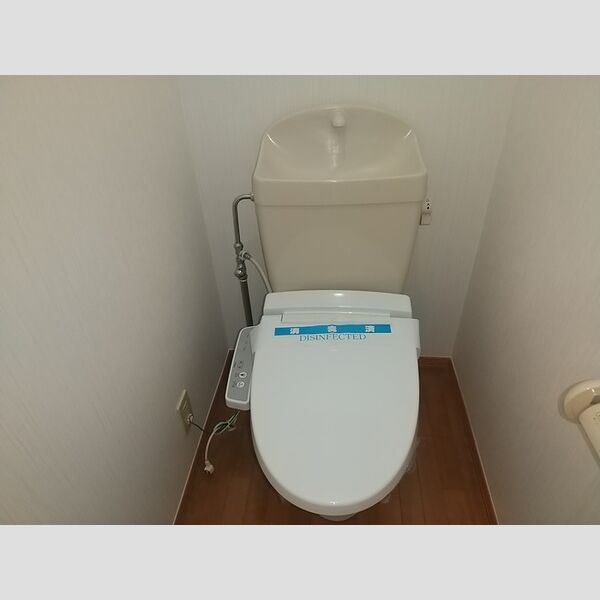 トイレ (B202トイレ)