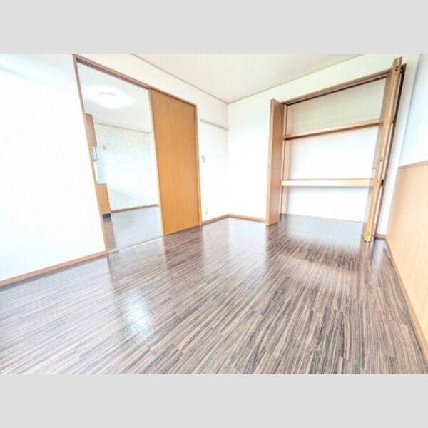 その他 (洋室)