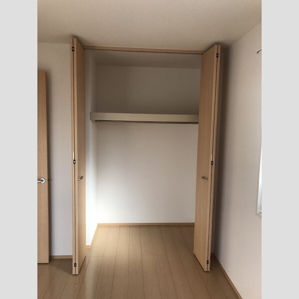 収納 (クローゼット)