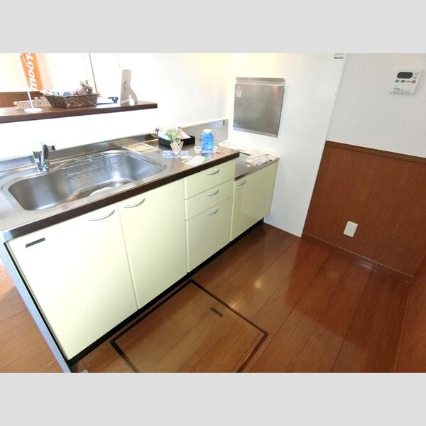 キッチン (キッチン)