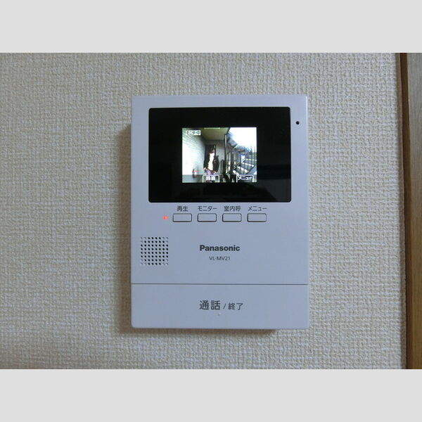 その他設備 (カラーTVドアホン　録画機能付き)