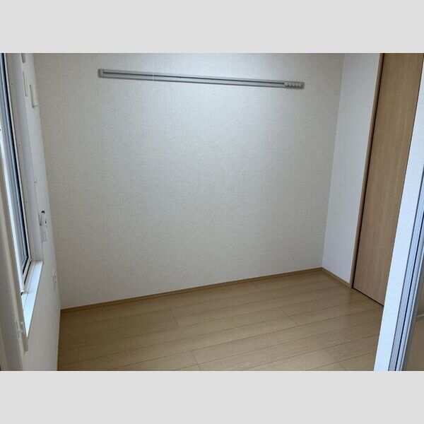 その他 (洋室)