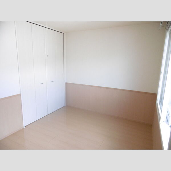 その他 (西側洋室)