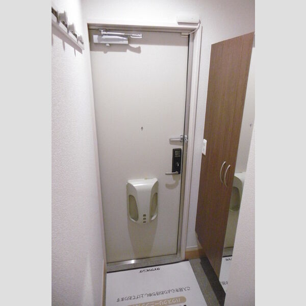 玄関 (玄関)