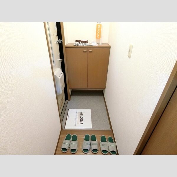 玄関 (玄関)